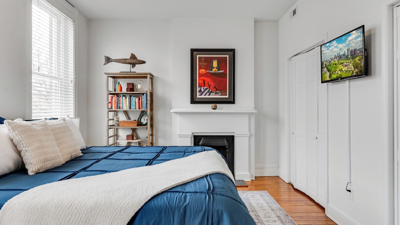 Photo of Bedroom in Fan District