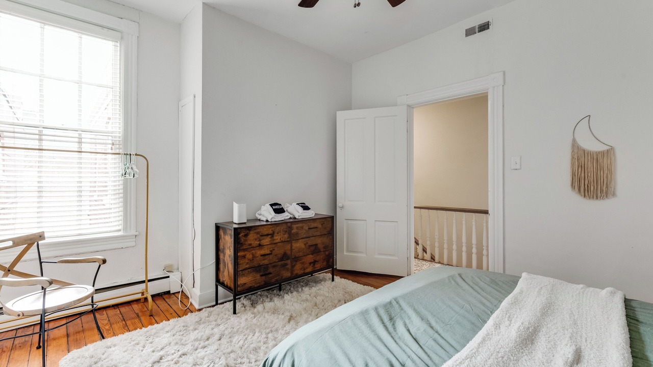 Photo of Bedroom in Fan District