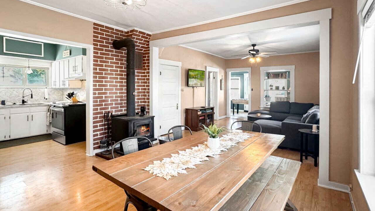 Photo of Livingroom in Cascade