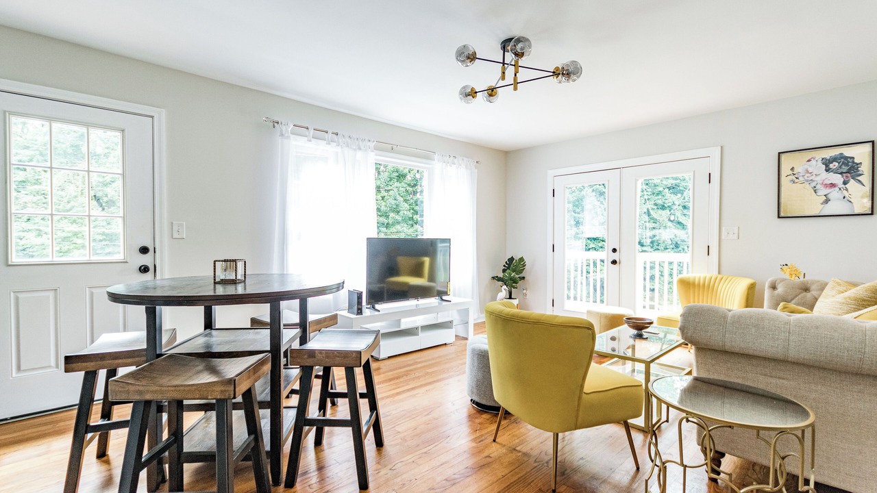 Photo of Livingroom in Raleigh