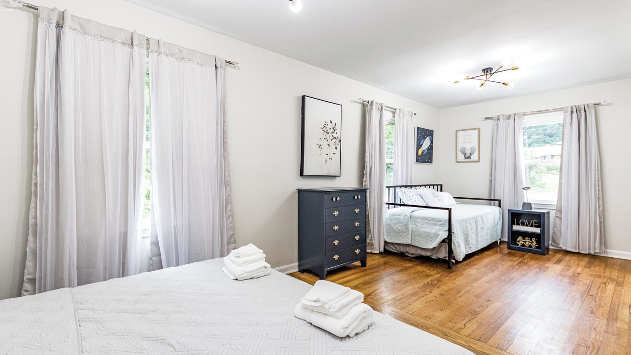 Photo of Bedroom in Raleigh