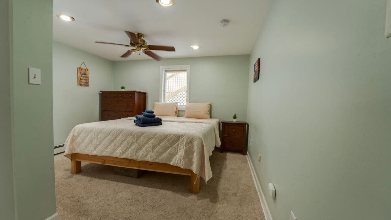 Photo of Bedroom in Middle Hope