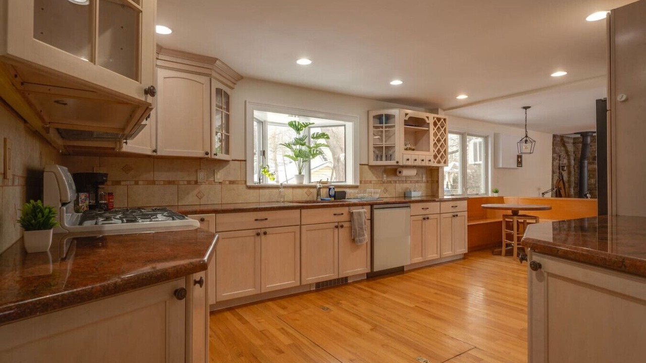Photo of Kitchen in Middle Hope