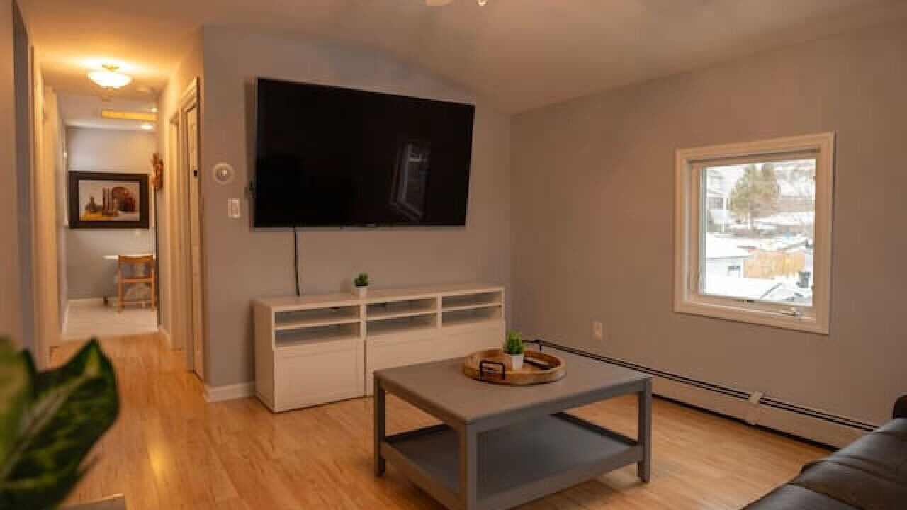 Photo of Livingroom in Middle Hope