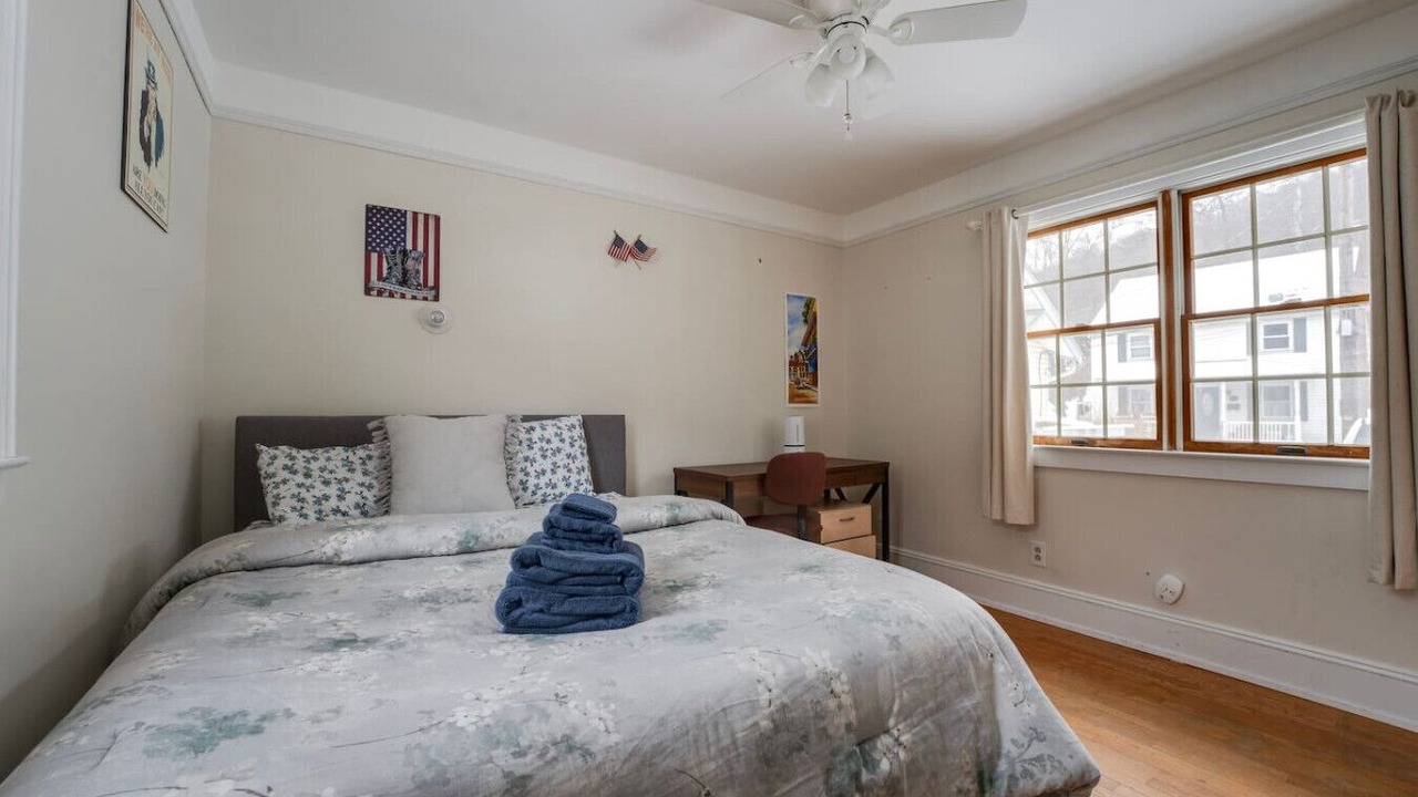 Photo of Bedroom in Highland Falls