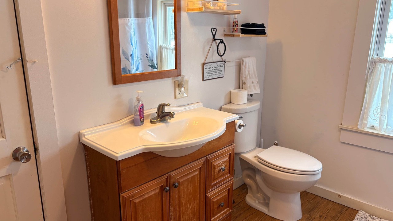 Photo of Bathroom in Oakland