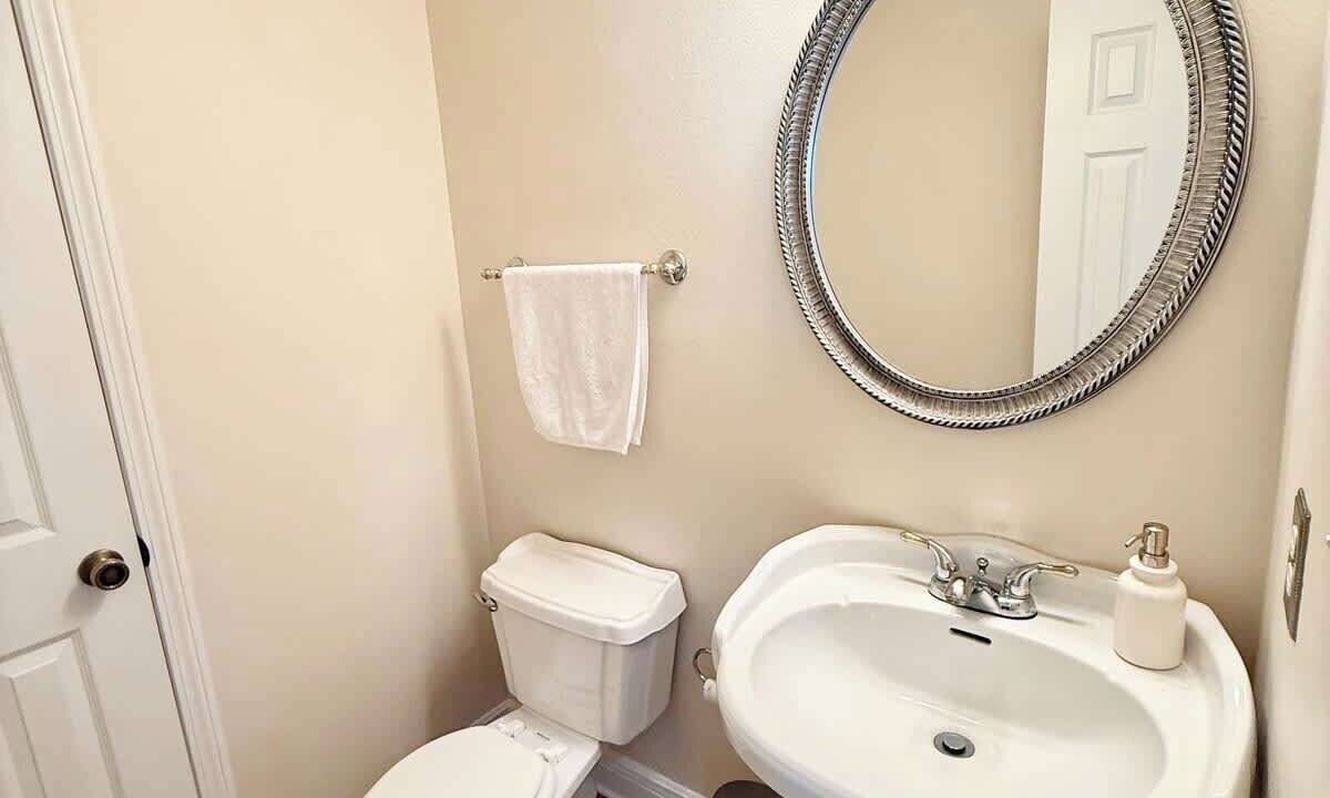 Photo of Bathroom in Gulf Breeze