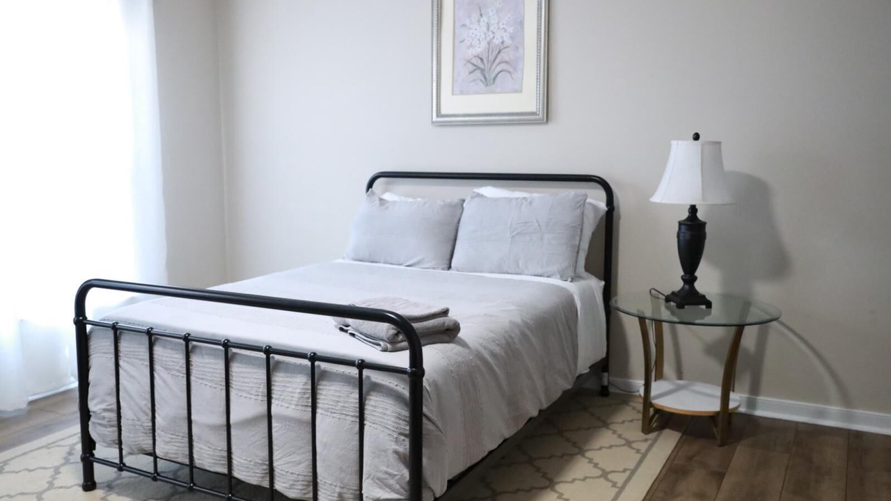 Photo of Bedroom in Midlothian