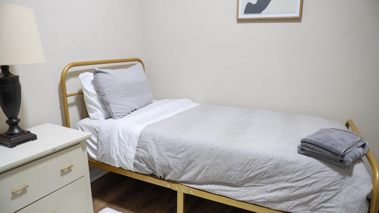 Photo of Bedroom in Midlothian