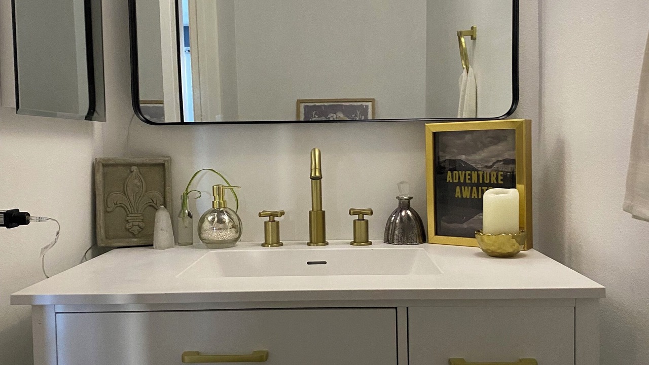 Photo of Bathroom in Geyserville