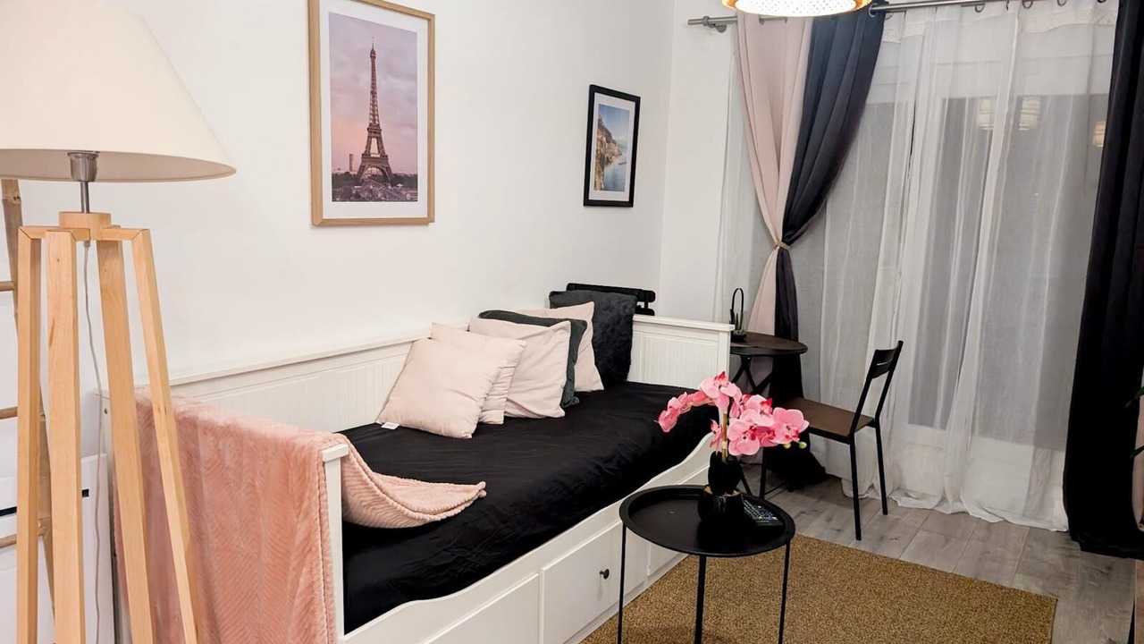Photo of Bedroom in Houilles