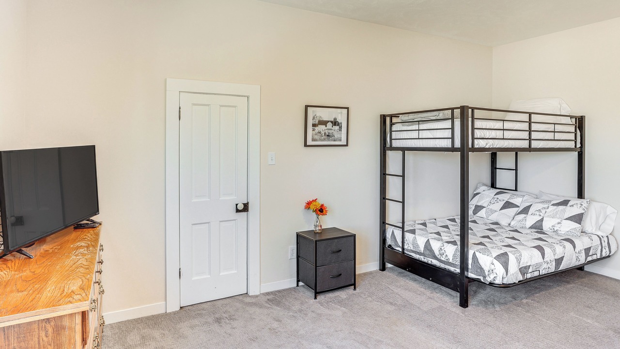 Photo of Bedroom in Mancos