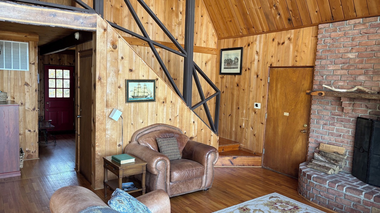 Photo of Livingroom in Chestertown
