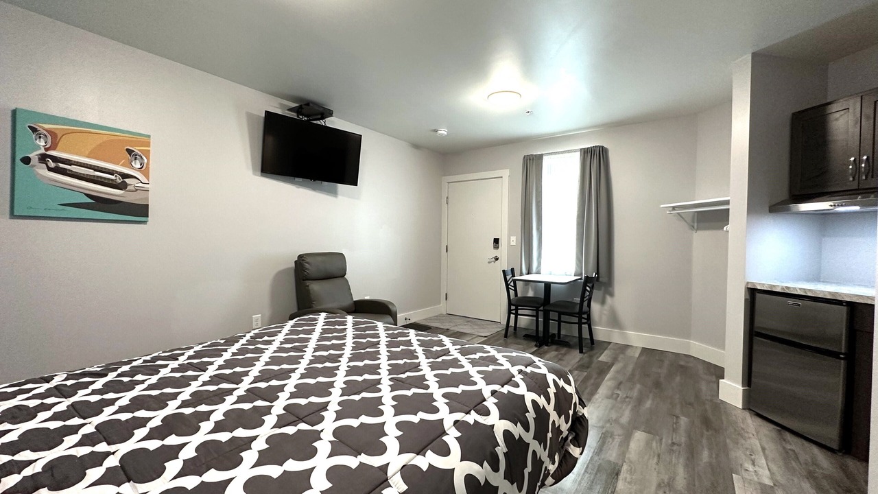 Photo of Bedroom in Ontario Center