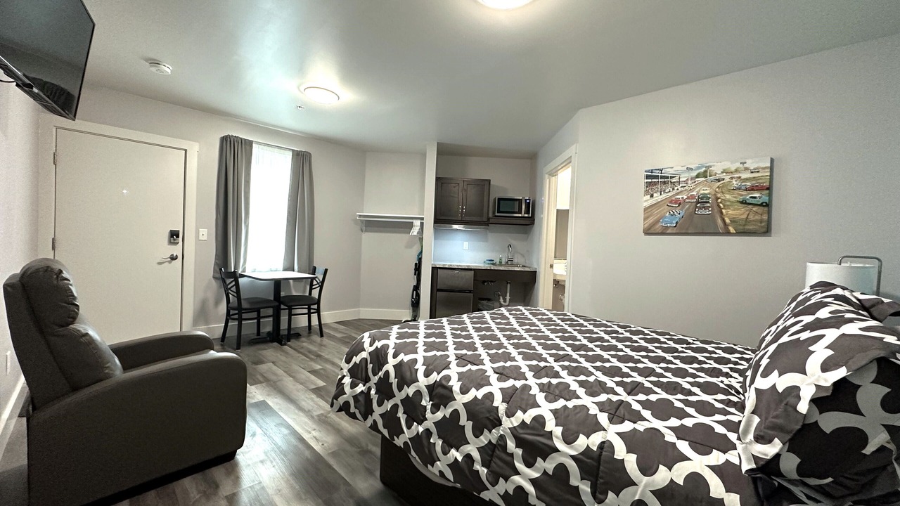 Photo of Bedroom in Ontario Center