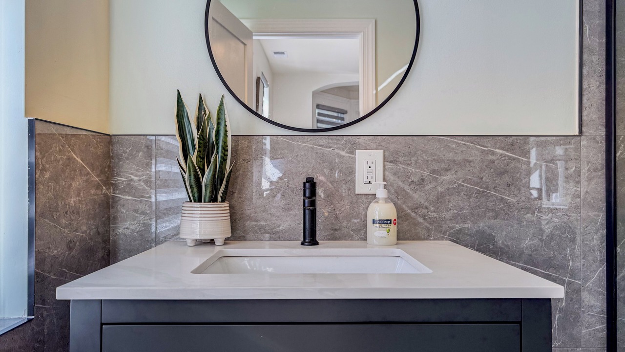 Photo of Bathroom in Powelton Village