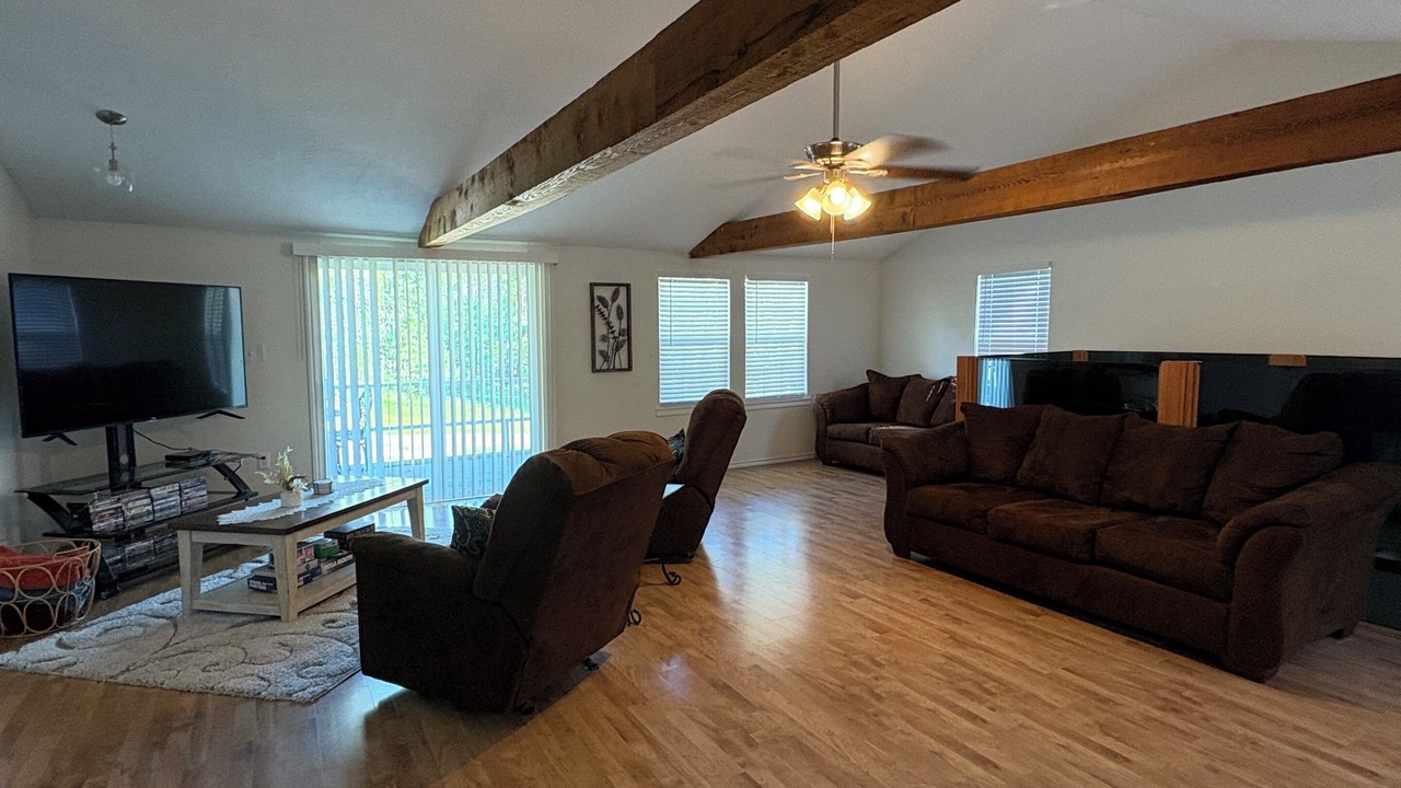 Photo of Livingroom in Coldspring