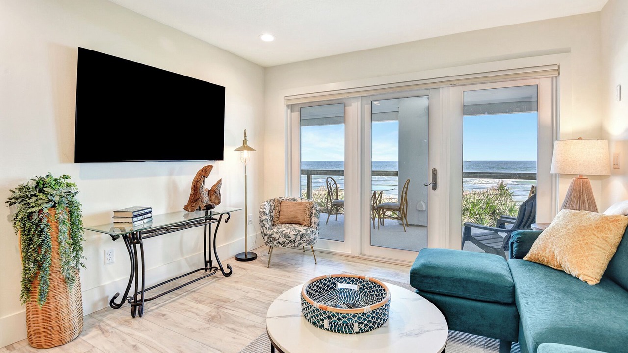 Photo of Others in Painters Walk