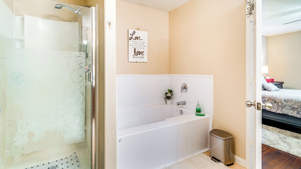 Photo of Bathroom in Magnolia