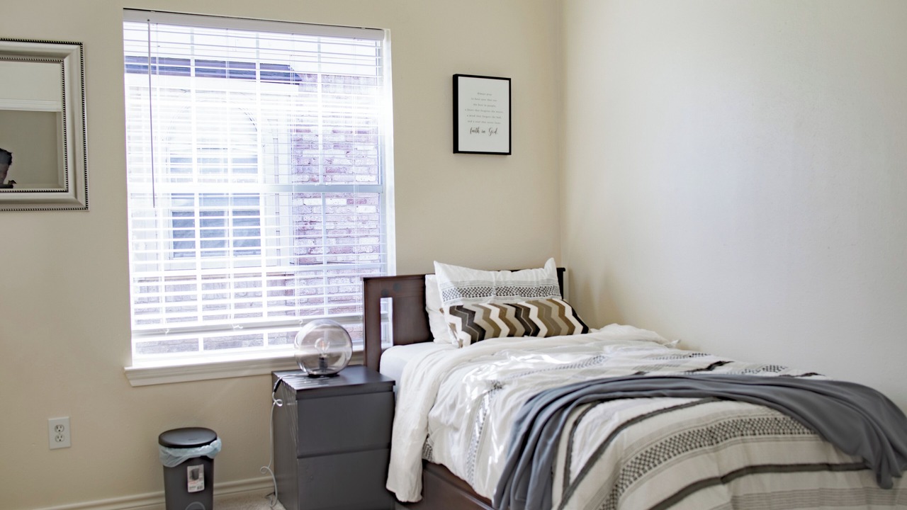 Photo of Bedroom in Clodine