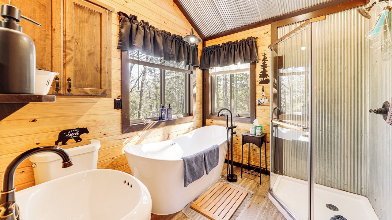 Photo of Bathroom in Whitesboro