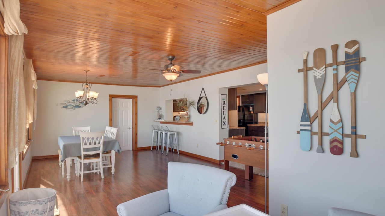 Photo of Livingroom in Scott County