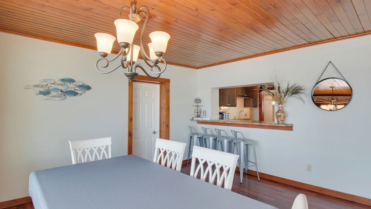 Photo of Livingroom in Scott County