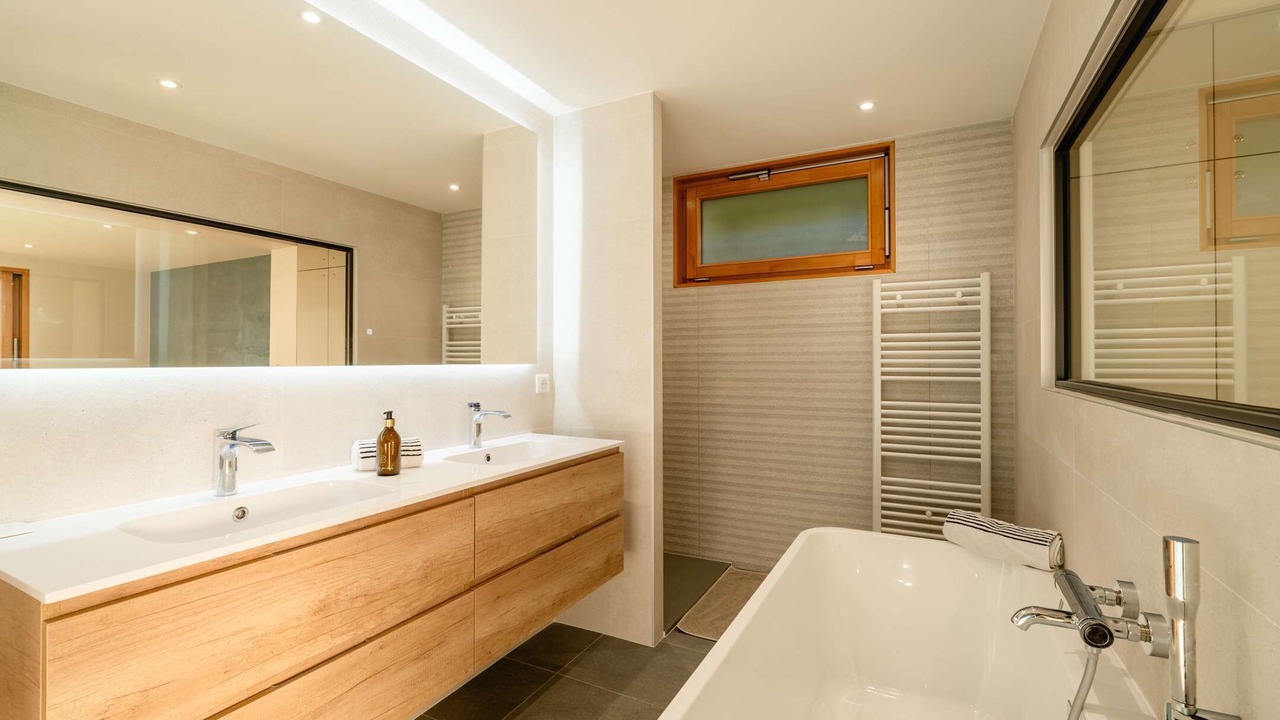 Photo of Bathroom in Veyrier-du-Lac