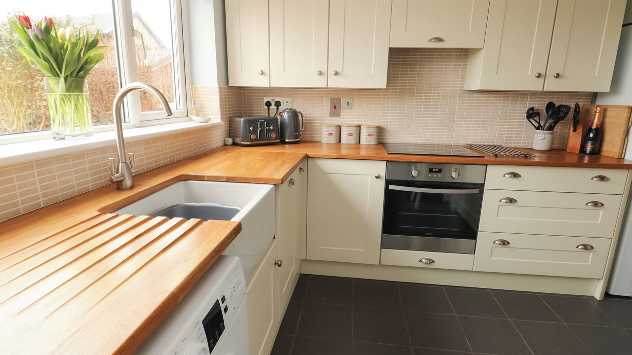 Photo of Kitchen in Llanfaelog