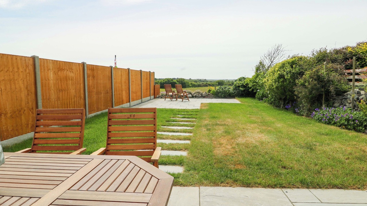 Photo of Patio Balcony in Llanfaelog