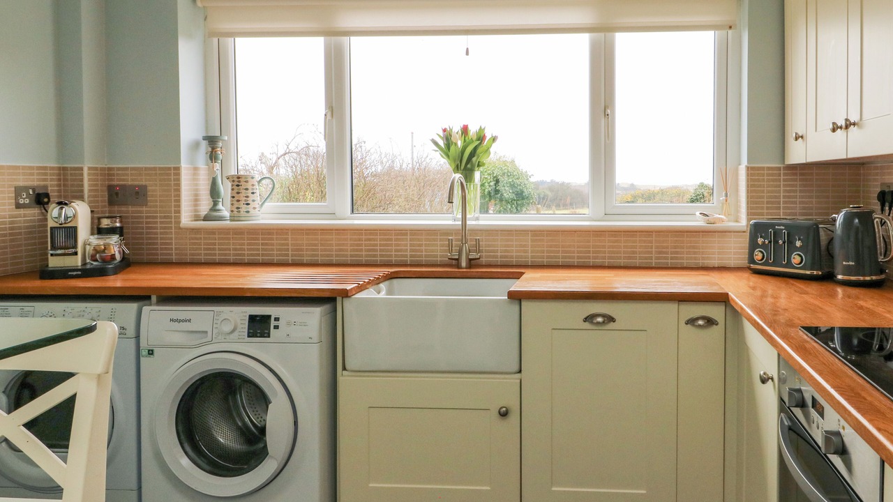 Photo of Kitchen in Llanfaelog