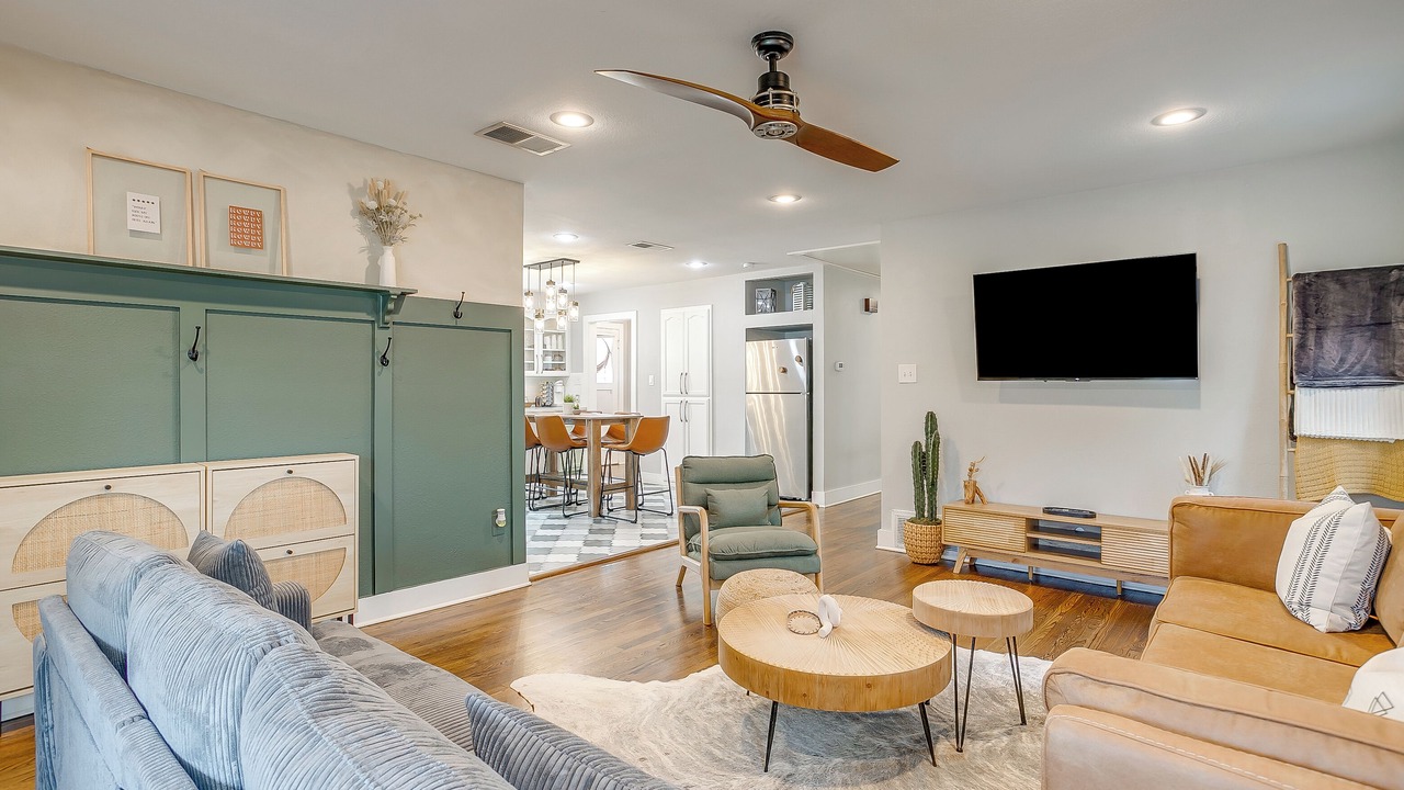 Photo of Livingroom in Arlington Heights