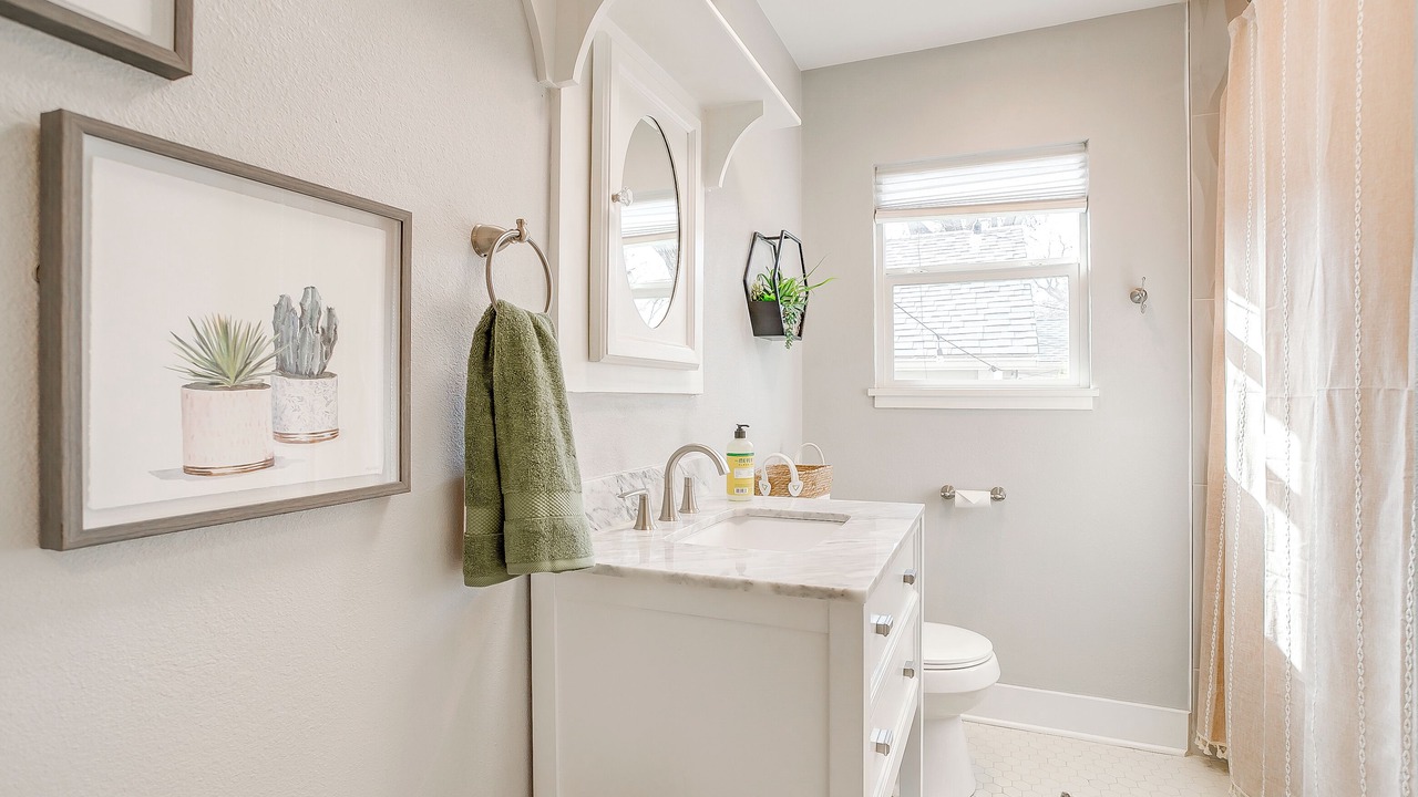 Photo of Bathroom in Arlington Heights