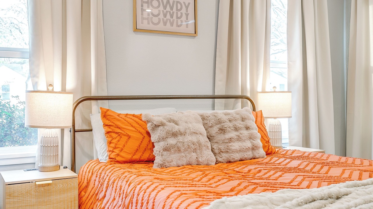 Photo of Bedroom in Arlington Heights