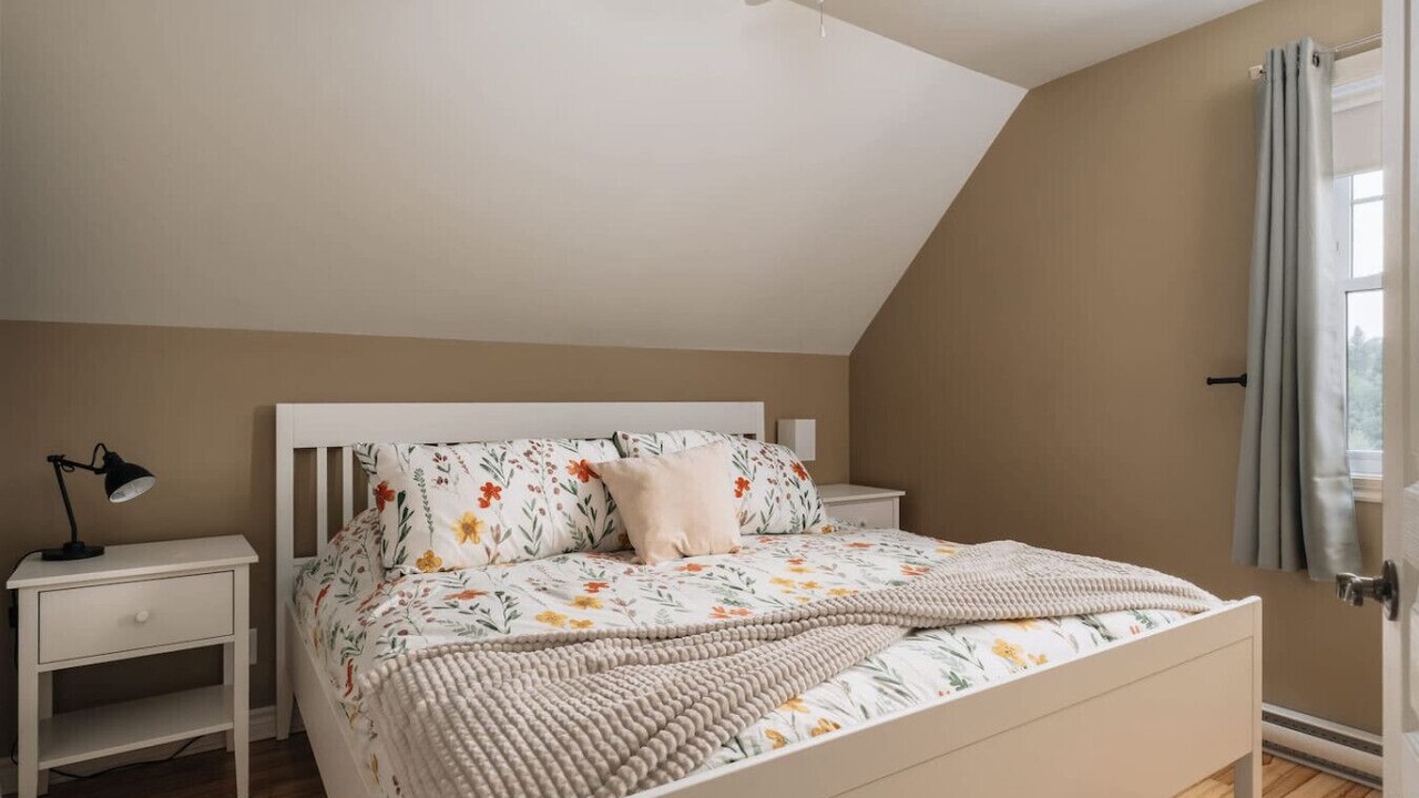 Photo of Bedroom in Saint Come