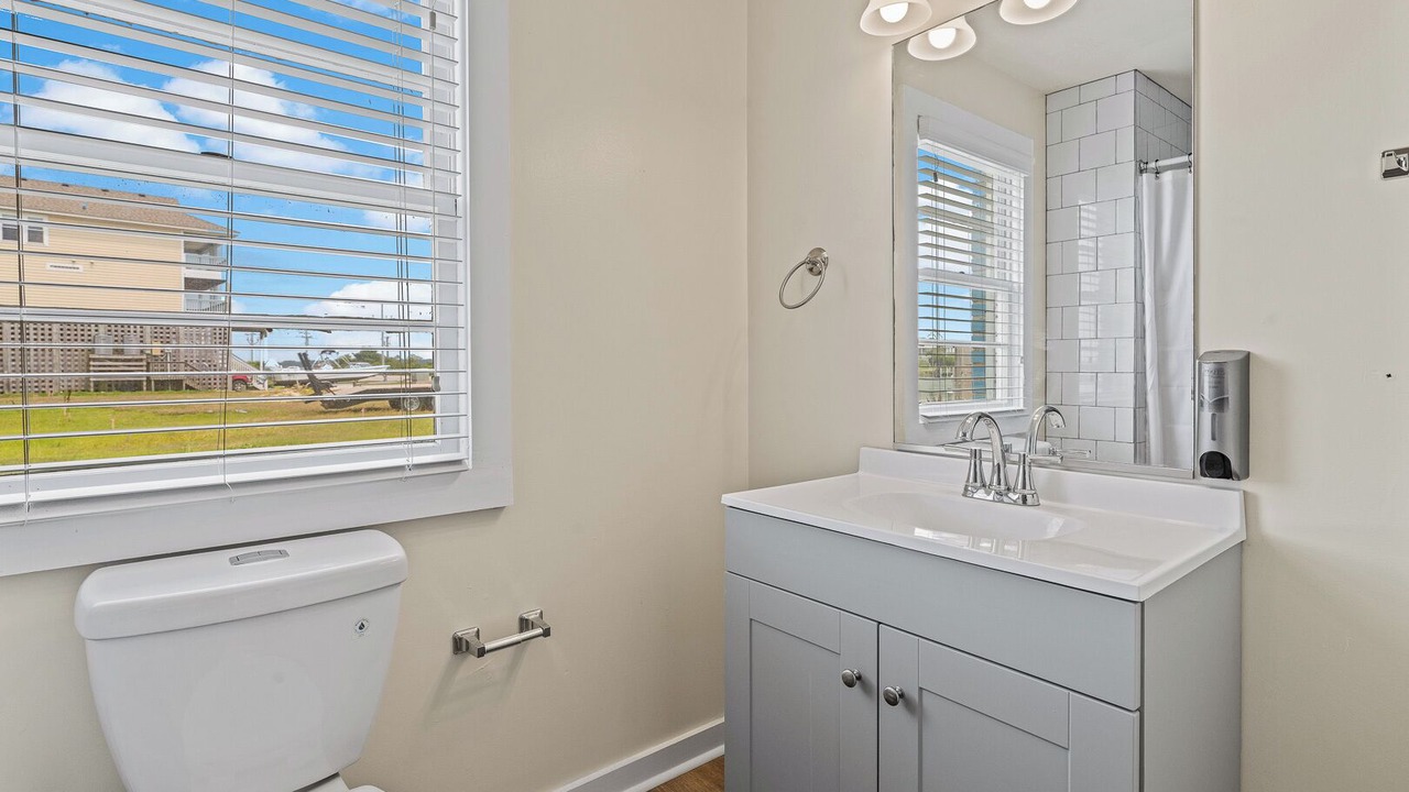 Photo of Bathroom in Nags Head