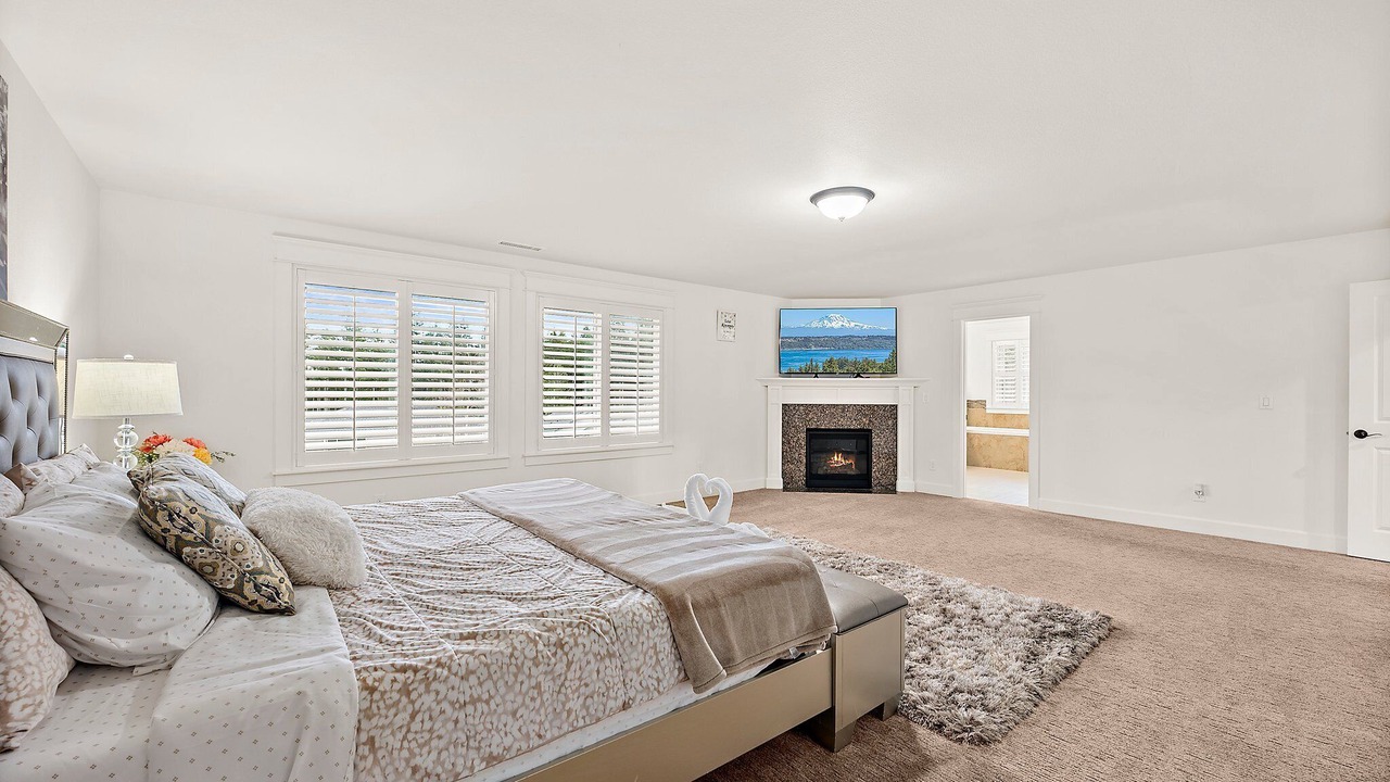 Photo of Bedroom in Port Orchard