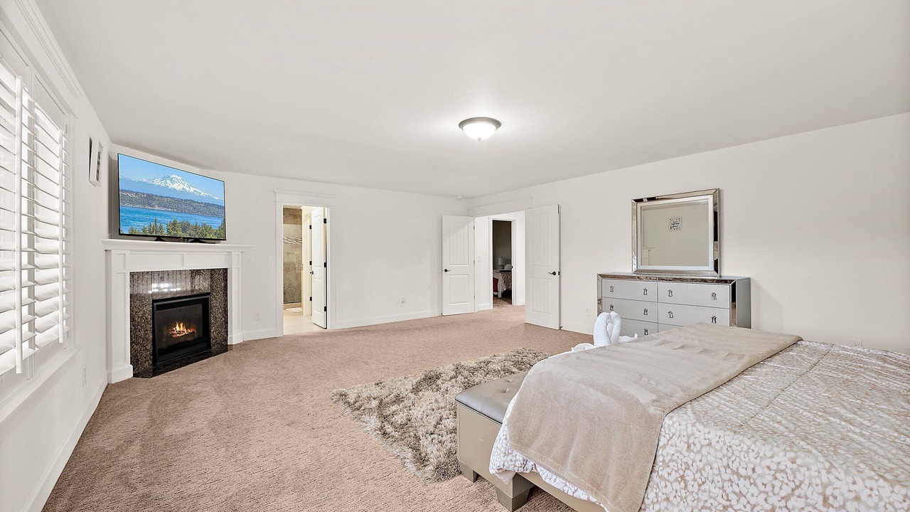 Photo of Bedroom in Port Orchard