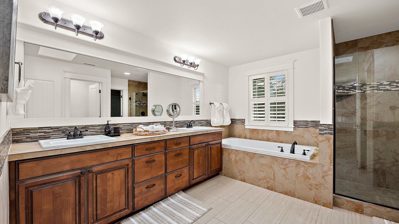 Photo of Bathroom in Port Orchard