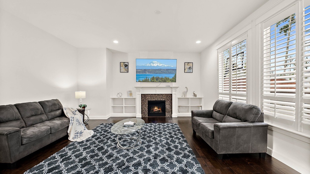 Photo of Livingroom in Port Orchard