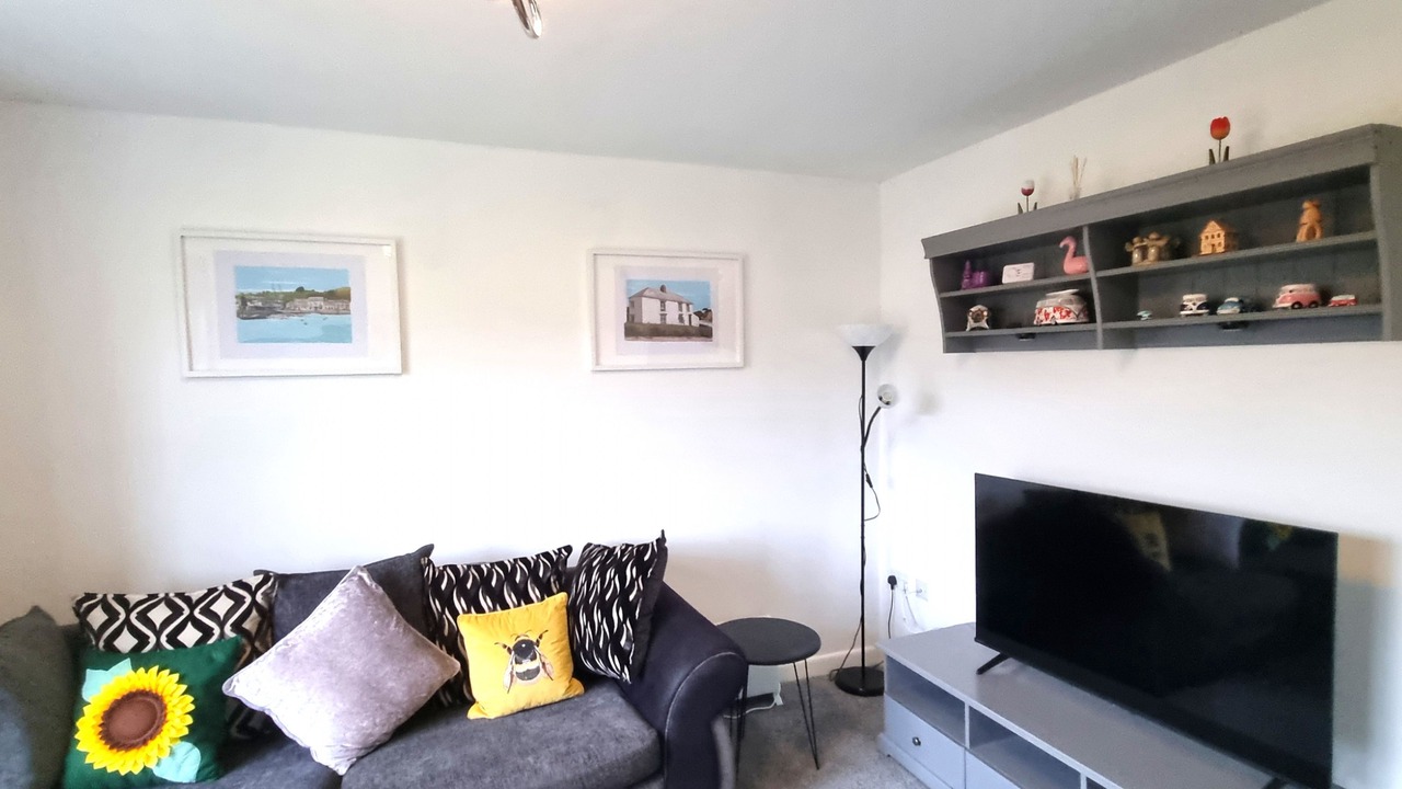 Photo of Livingroom in Goonhavern