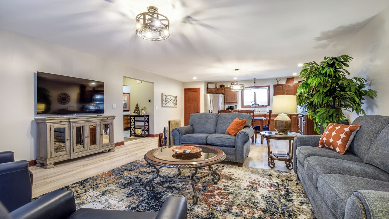 Photo of Livingroom in New Glarus