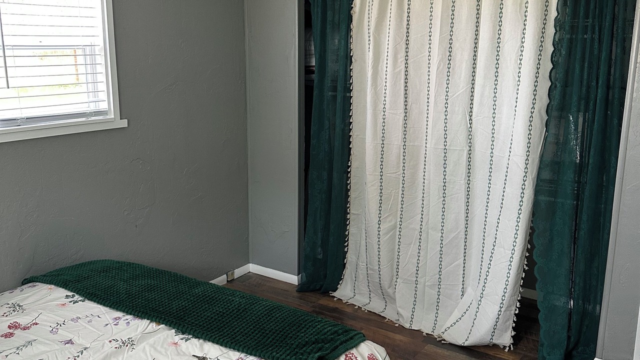 Photo of Bedroom in Arlee