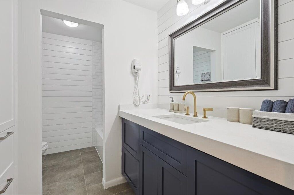 Photo of Bathroom in DeSoto