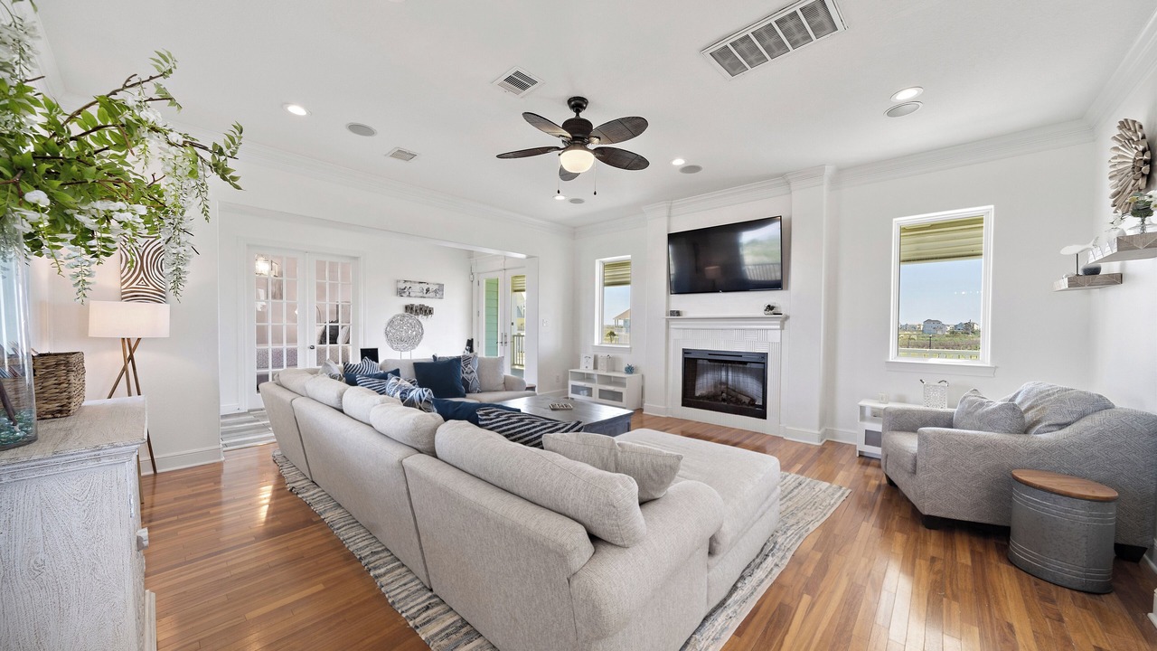 Photo of Livingroom in Red Fish Cove