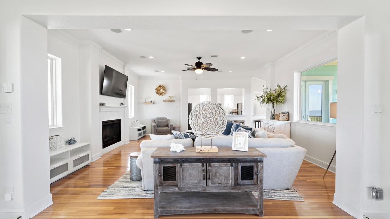Photo of Livingroom in Red Fish Cove