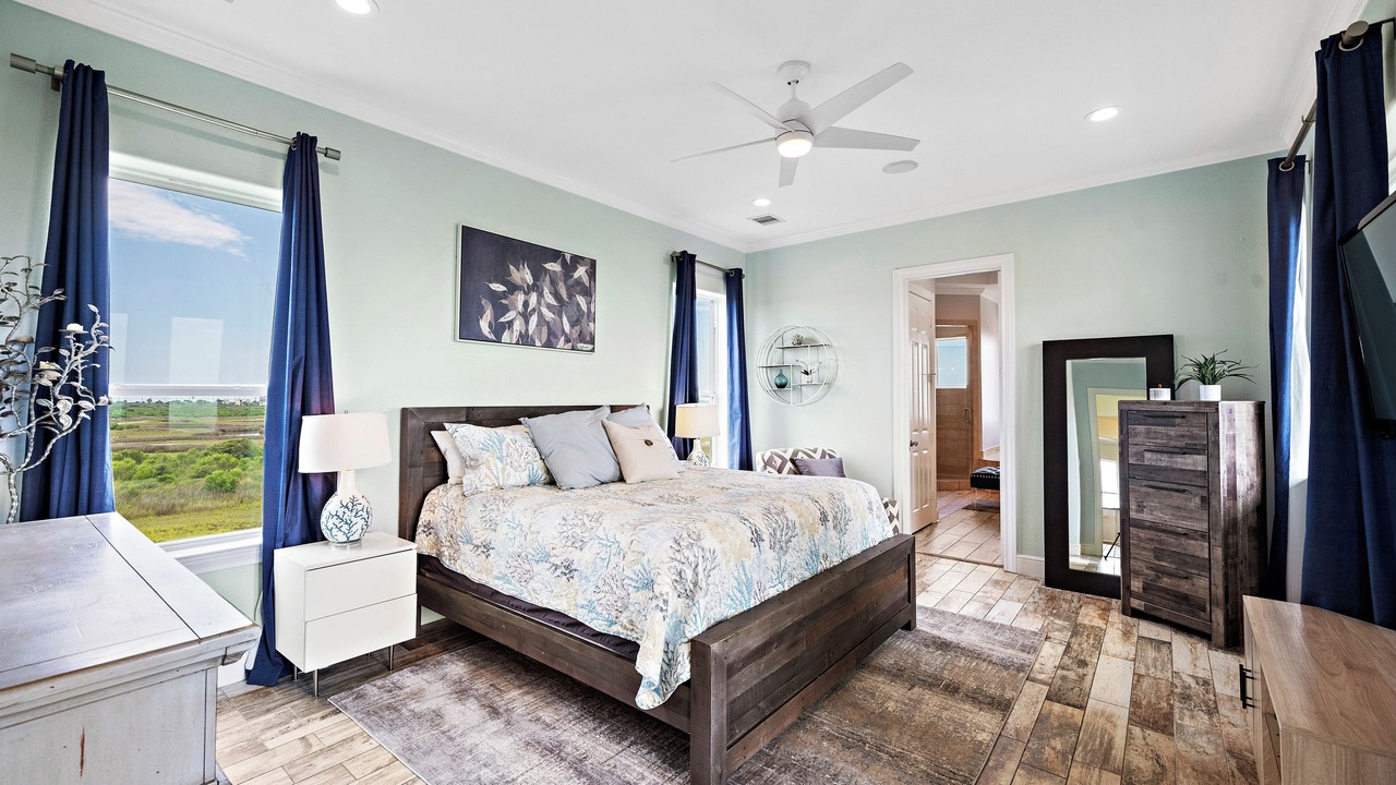 Photo of Bedroom in Red Fish Cove