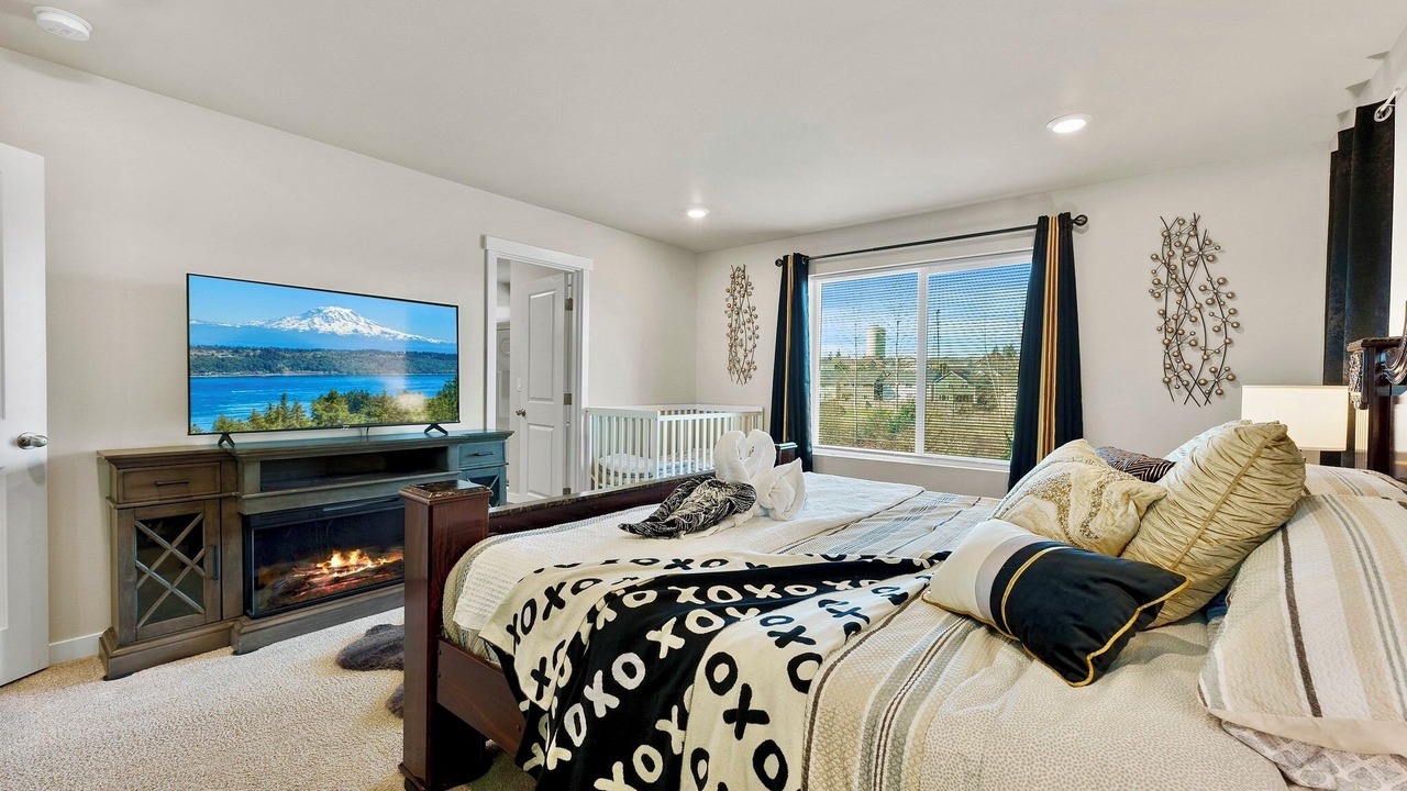 Photo of Bedroom in Spanaway