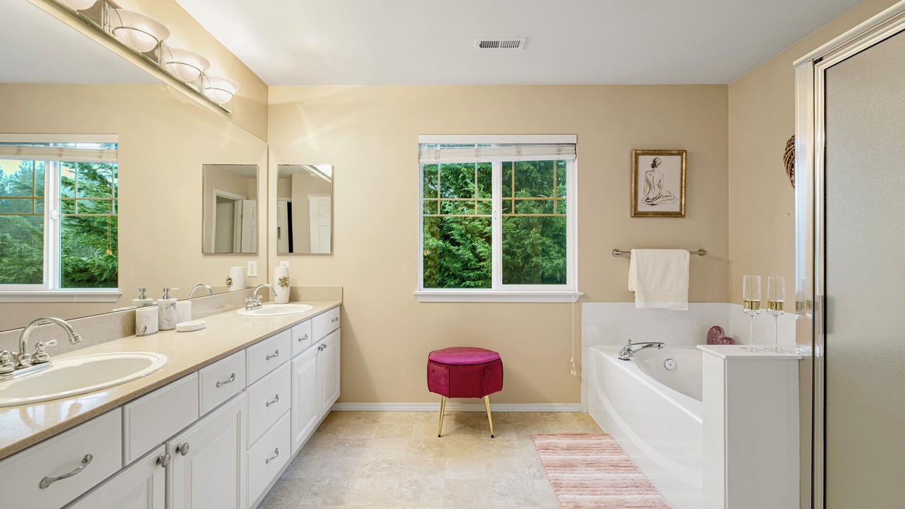Photo of Bathroom in Union Hill-Novelty Hill