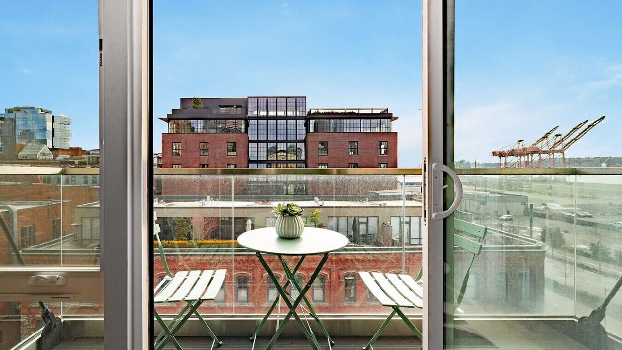 Photo of Patio Balcony in Pioneer Square